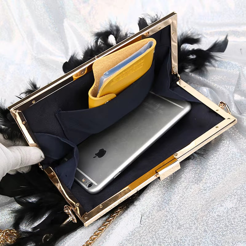 Feather Handbag – Luxurious Evening Clutch Bag for Women!