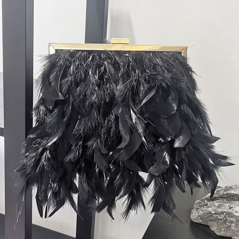 Feather Handbag – Luxurious Evening Clutch Bag for Women!