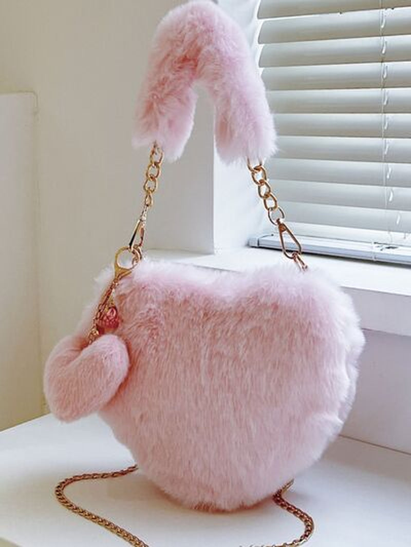 Luxury Heart-Shaped Faux Fur Handbag – Trendy & Stylish Women’s Clutch