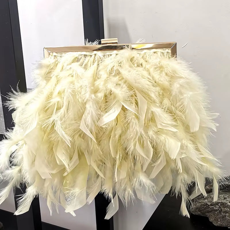 Feather Handbag – Luxurious Evening Clutch Bag for Women!