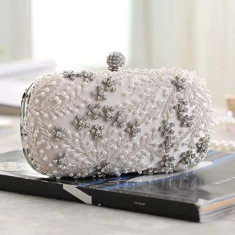 Crystal Pearl Clutch – Luxury Embroidery Evening Bag!