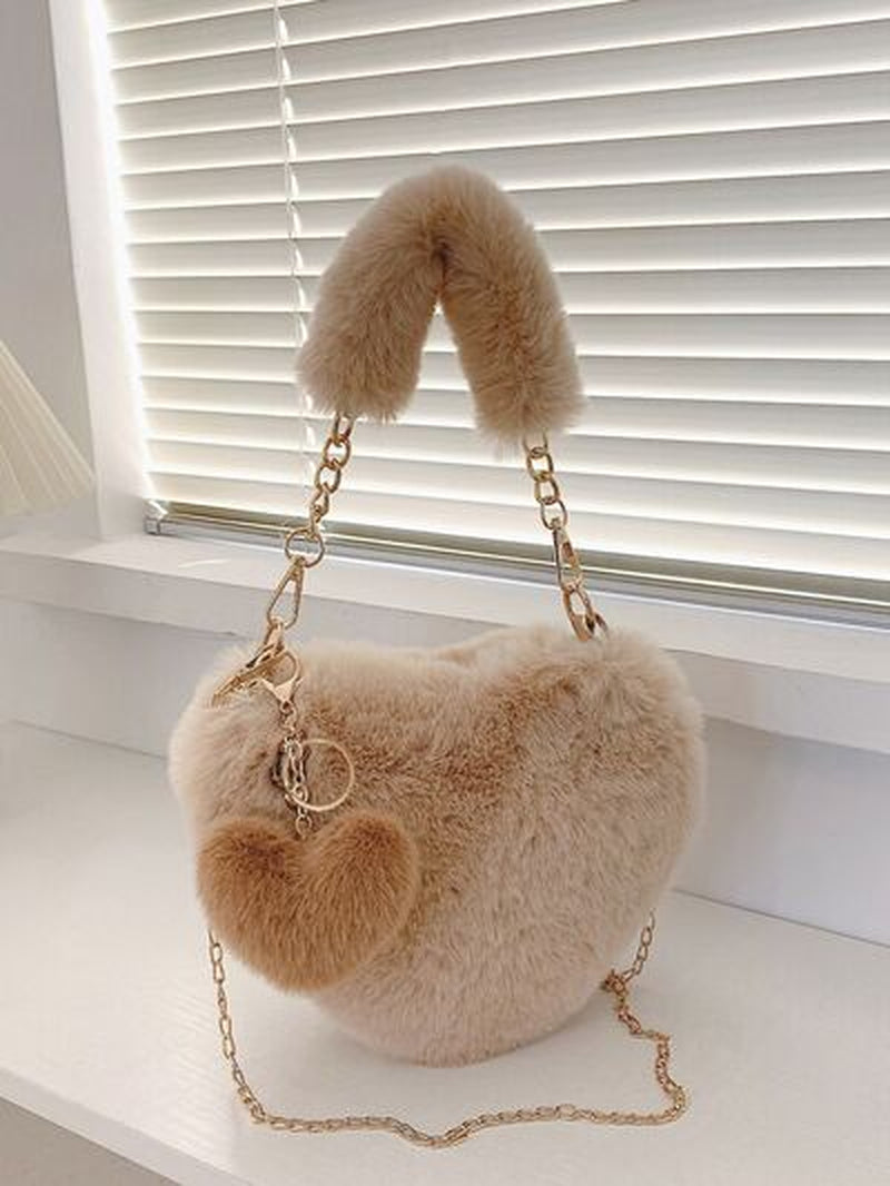 Luxury Heart-Shaped Faux Fur Handbag – Trendy & Stylish Women’s Clutch