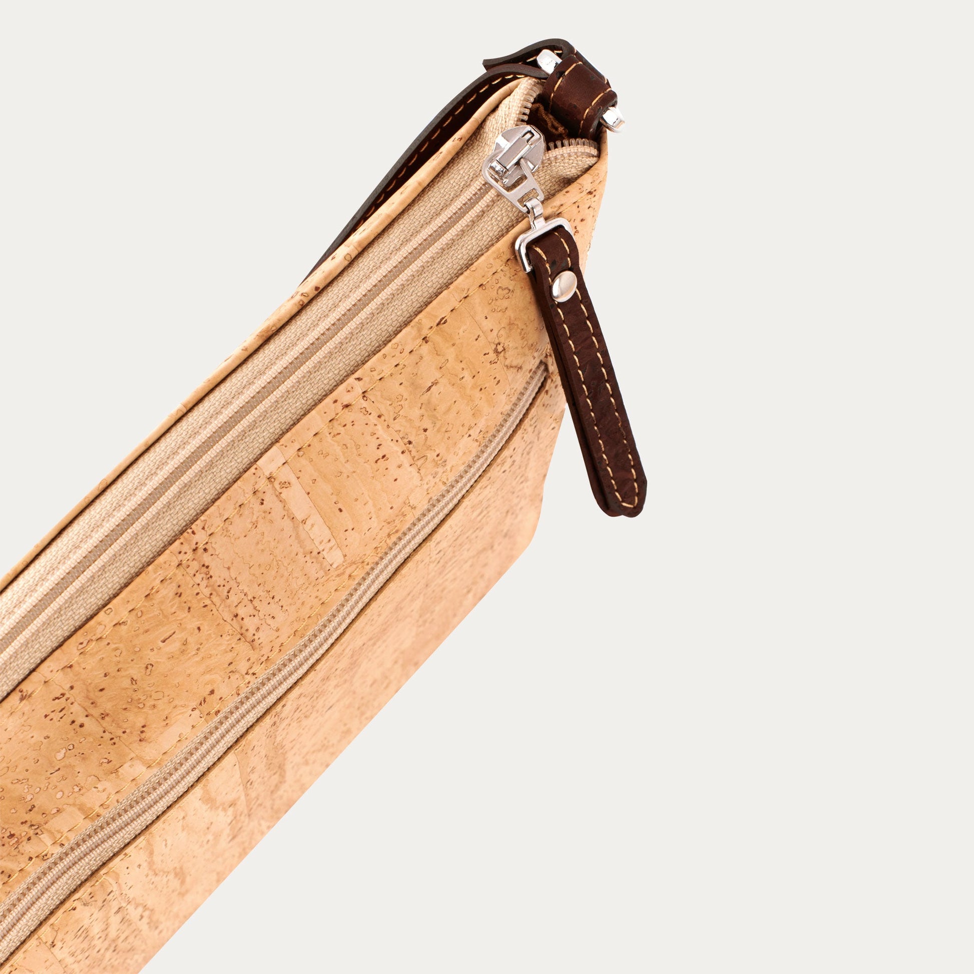 Small Crossbody Purse – Sleek, Sustainable, and Super Functional! 