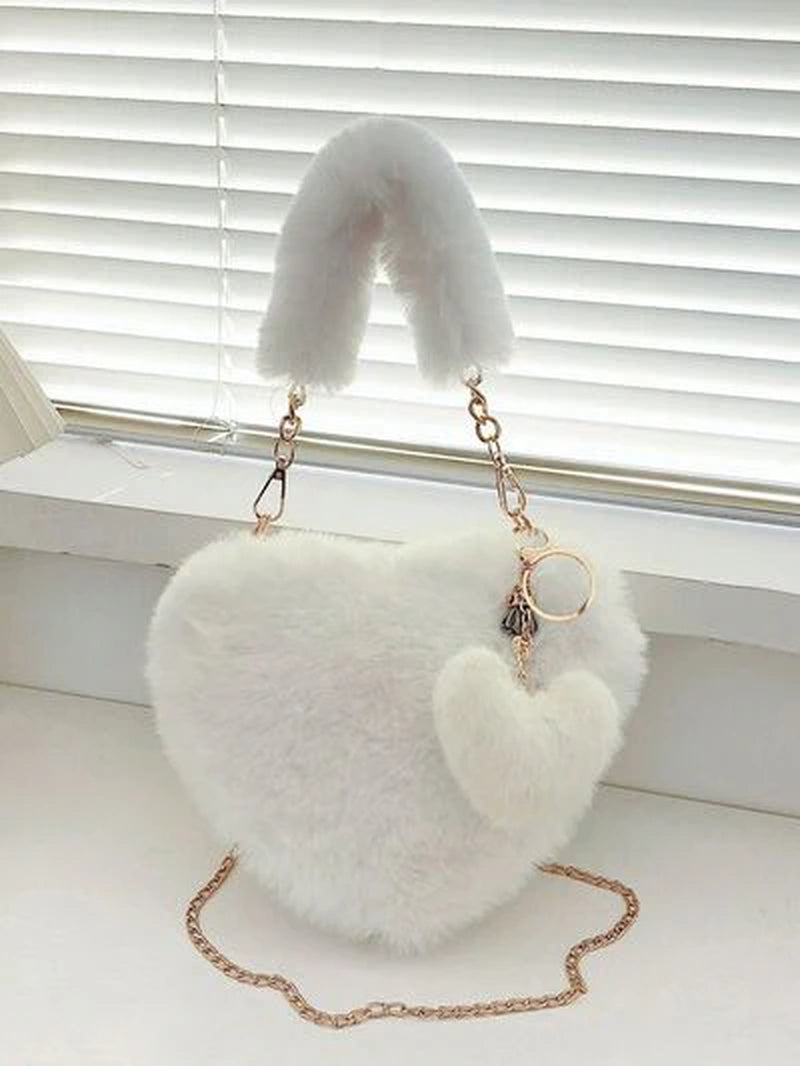 Luxury Heart-Shaped Faux Fur Handbag – Trendy & Stylish Women’s Clutch