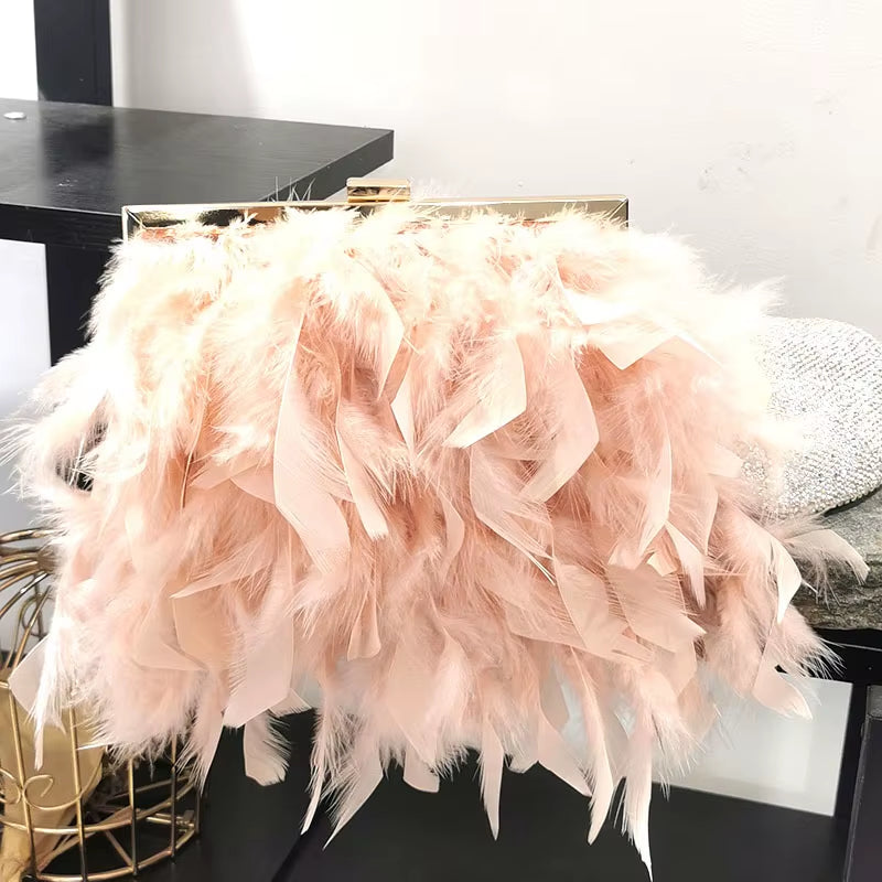 Feather Handbag – Luxurious Evening Clutch Bag for Women!